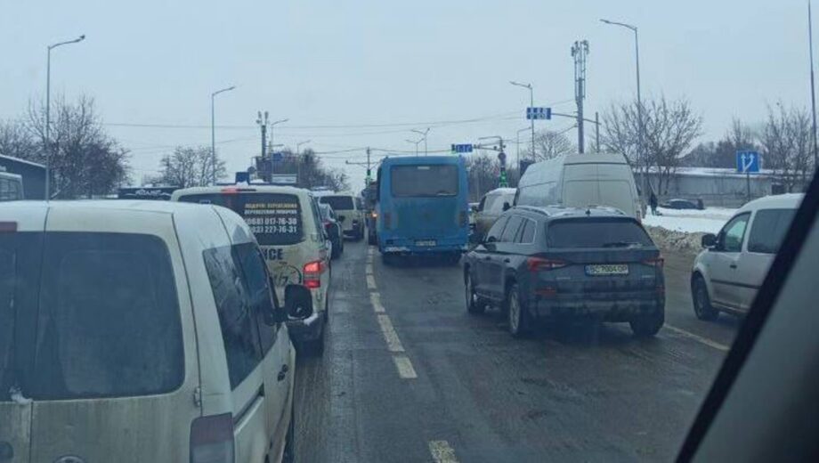У Рудному на Львівщині сталася стрілянина, поліція розшукує винуватців