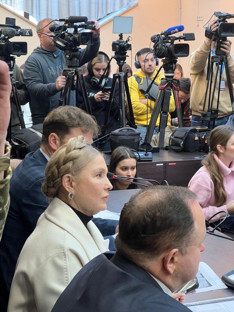 Суд обирав запобіжний захід для Юлії Тимошенко у справі про можливий підкуп нардепів 