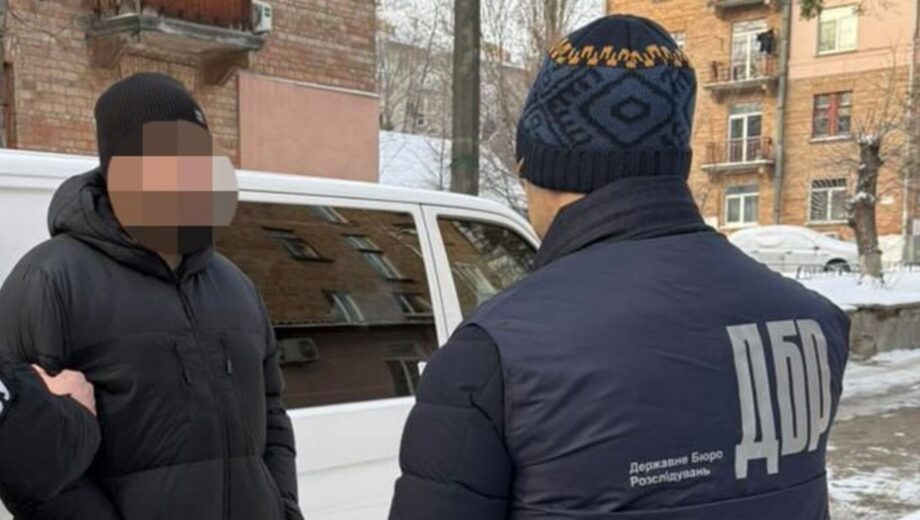 Взятка за перевод в тыл: правоохранителю инкриминируют коррупционное преступление