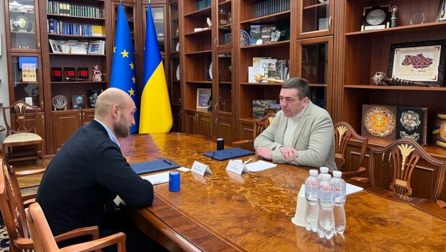 ВОО »Стоп коррупции» подписала Меморандум о сотрудничестве с Секретариатом Уполномоченного по правам человека (фото)