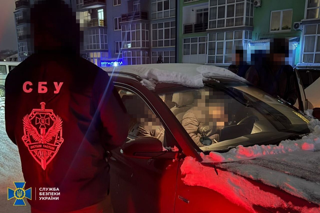 Серед затриманих за схемами ухилення — ректор академії та посадовиця суду