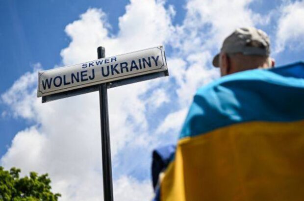 Доходы с конгресса соратников антиукраинского политика Гжегожа Брауна в Польше передадут на помощь Украине