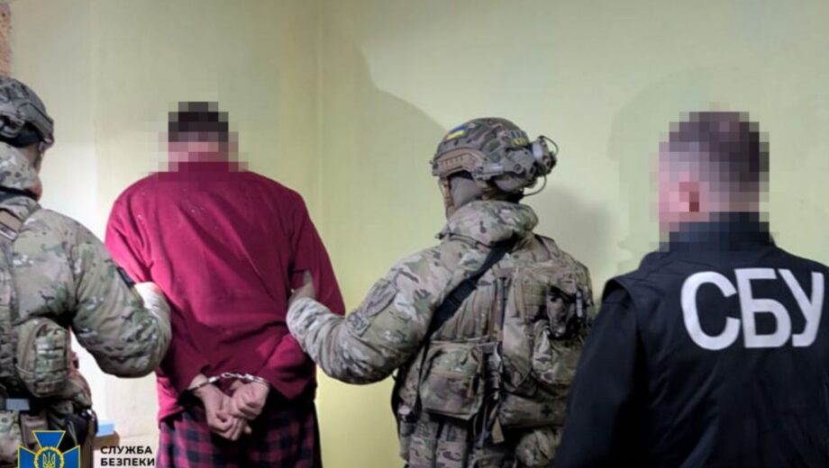 СБУ викрила агента ФСБ рф, який коригував удари по Хмельниччині
