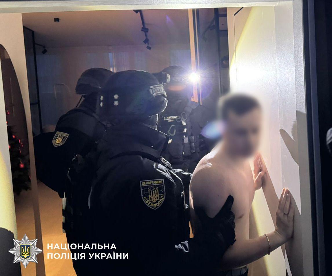 Шахраї ошукали банки на 13 мільйонів: гроші легалізовували через криптовалюту