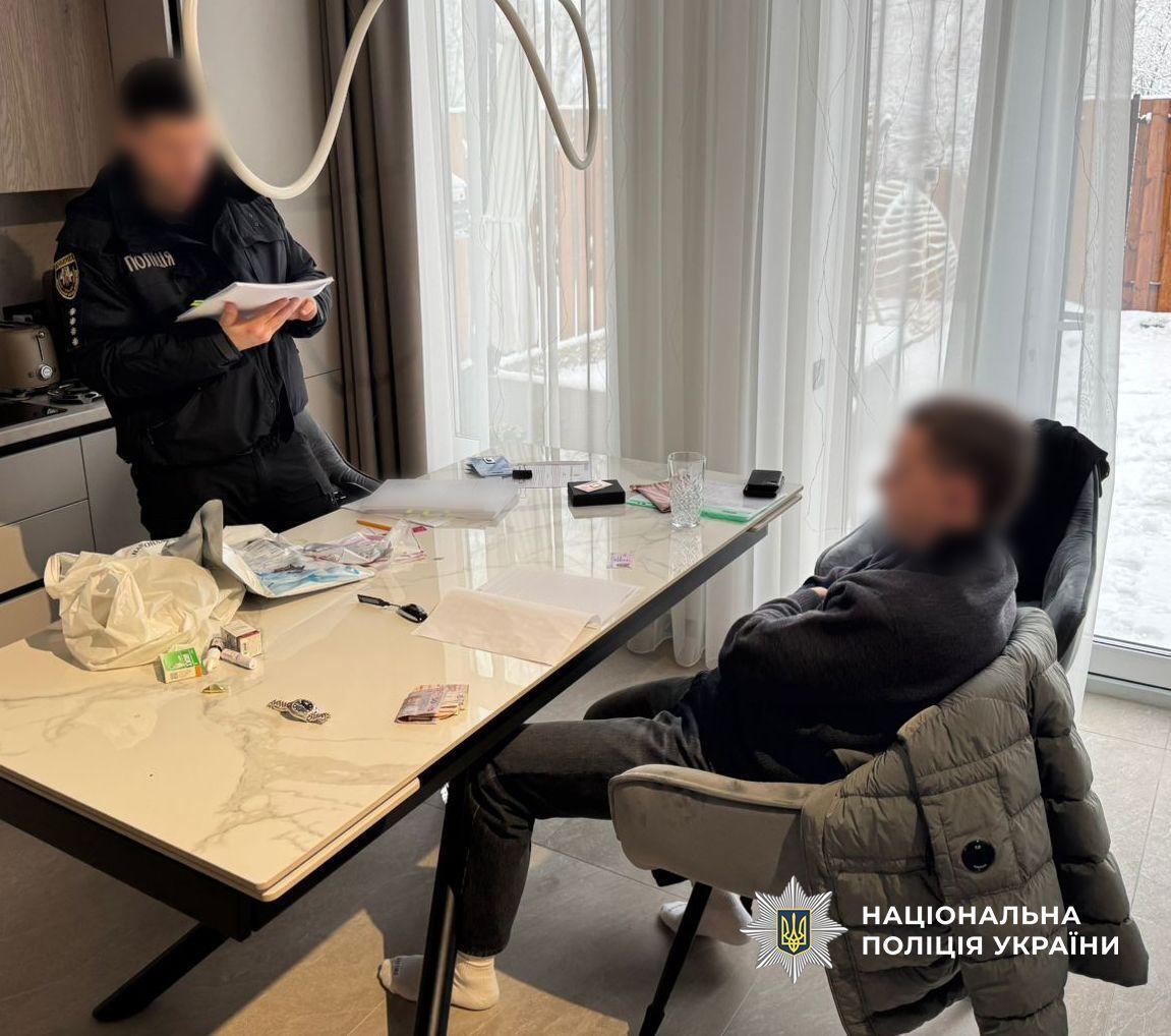 Шахраї ошукали банки на 13 мільйонів: гроші легалізовували через криптовалюту