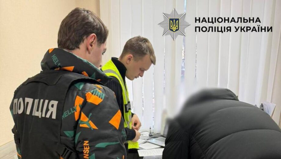 Более 325 тысяч гривен потерь на закупке соли для дорог: в Киеве объявлено подозрение руководителю ШЭУ Святошинского района