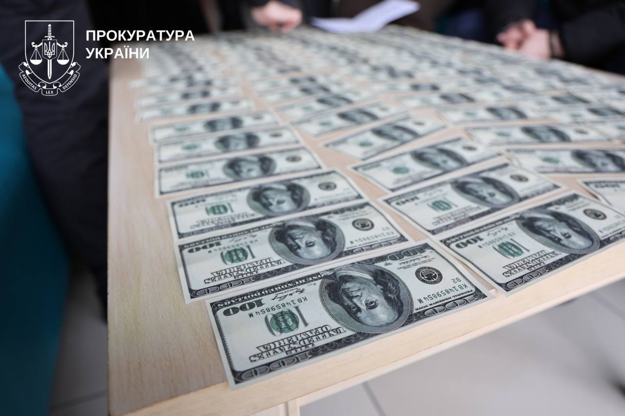 В Киевской области разоблачены мошенники, которые продавали ''негодность'' к службе за 18 тысяч долларов