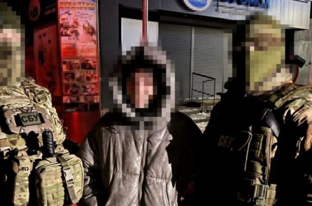 Несовершеннолетнюю подозревают в государственной измене после попытки заложить взрывчатку в центре Харькова