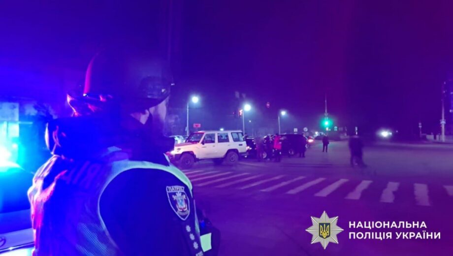 Вибух у Миколаєві: поранено 7 патрульних, двоє – у важкому стані, поліція заявляє про цілеспрямовану атаку
