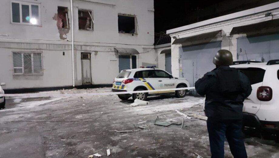 У Дніпрі прогримів вибух у приміщенні поліції: пошкоджено вікна та авто