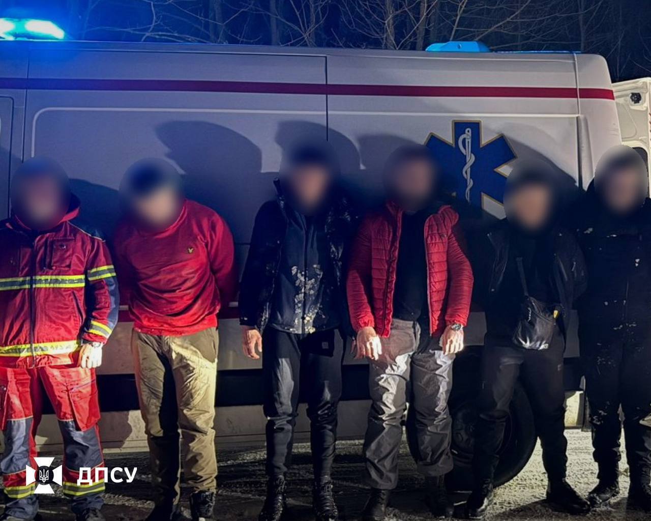 На Буковині прикордонники затримали ''швидку'', якою переправляли призовників до Румунії за $60 тис