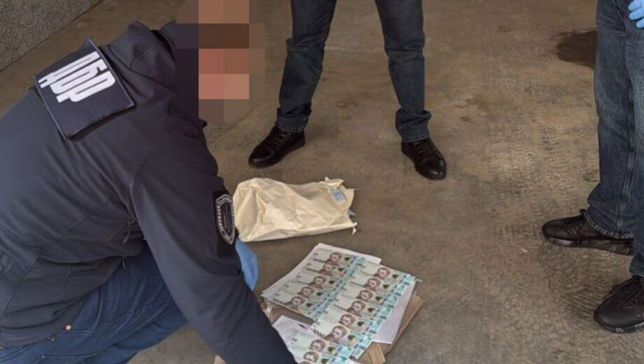 В Хмельницкой области разоблачили схему незаконной выдачи удостоверений в управлении Гоструда