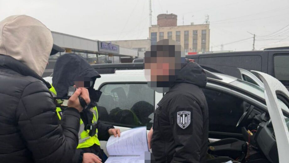 В Киевской области офицера ТЦК подозревают во взятке $4 тысячи за »помощь» с избежанием мобилизации