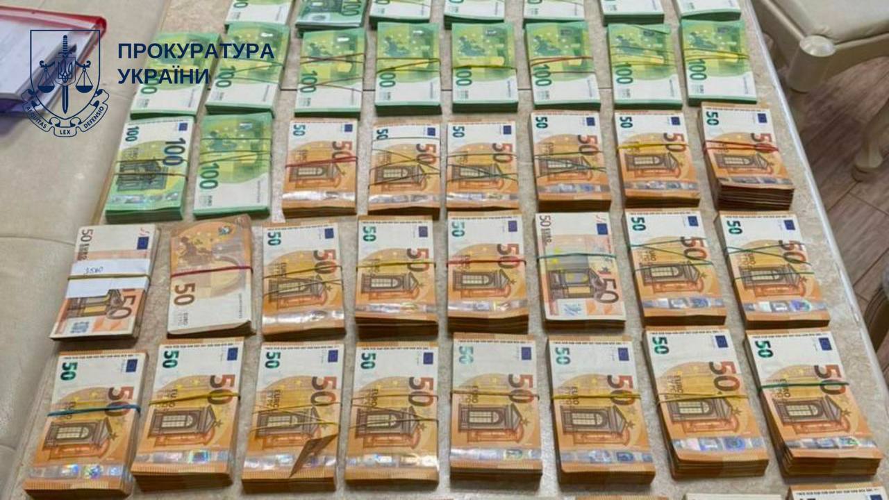 Фальсифицированное горючее через АЗС: в Киевской области раскрыли масштабную схему