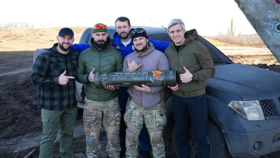 Фонд ”Надія”, Валерій Дубіль та Антон Бахур зустрілися з Героєм України Владиславом Стоцьким і передали допомогу його підрозділу