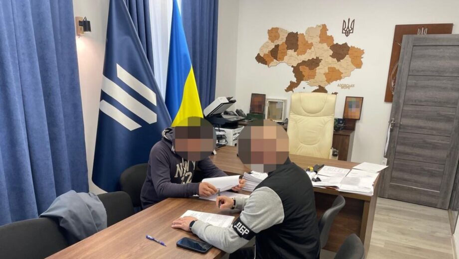 Водитель с мантией: экссудия Ровно под следствием через »липовую» справку