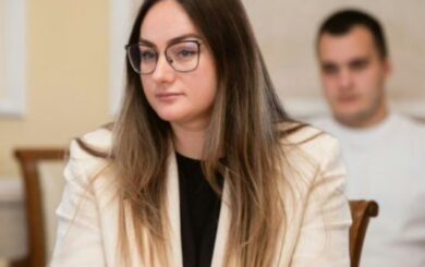 Чоловік ексчиновниці Міненерго придбав Tesla за 10 тис. грн і продав у 80 разів дорожче