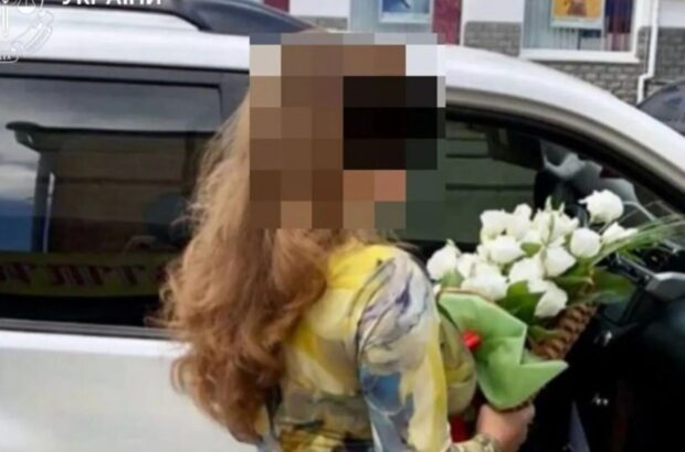 Фігурантка на лікарняному, адвокат — у стоматолога: хто гальмує справу чиновниці Ястреб з Держгеокадастру?