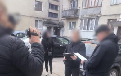 51-річного мешканця Бурштина підозрюють у крадіжці коштів пенсіонерки