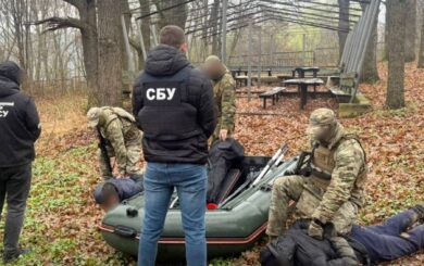 Пограничники сорвали канал переправы через Днестр: задержаны три человека