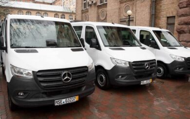 Київ отримав довгоочікувані соціальні автобуси: Кличко розповів про допомогу від Німеччини