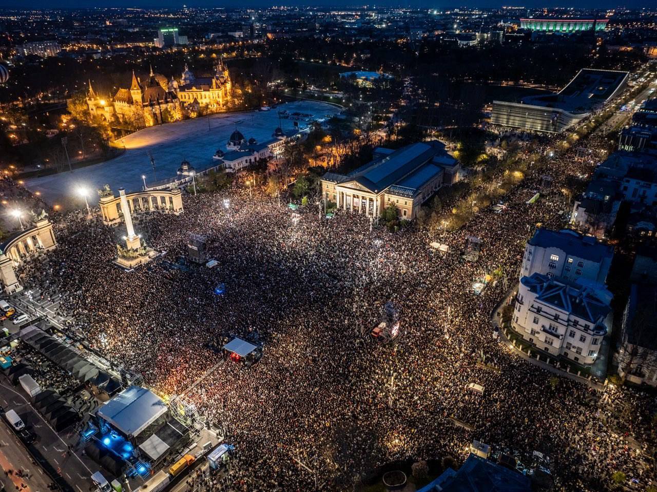 Концерт чи політичний вибух: у Будапешті протестували проти влади Орбана