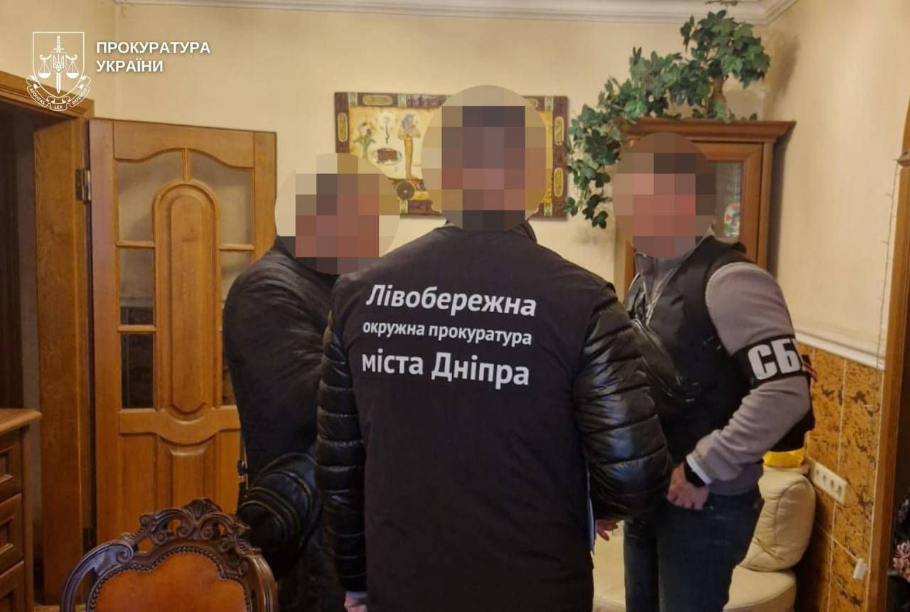 Депутата райради та його сина підозрюють у розкраданні 5,8 млн грн через ''мертві душі''