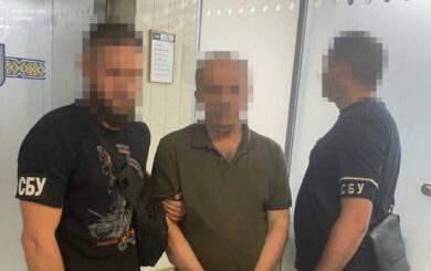 Скандал на миллионы: из Дуная незаконно добывали песок для частного терминала — причастный мэр