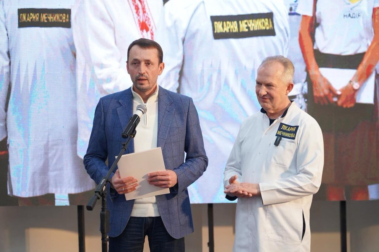 50-100 операций ежедневно: фонд ''Надежда'' и Валерий Дубиль поддерживают больницу Мечникова, в которой спасают жизнь
