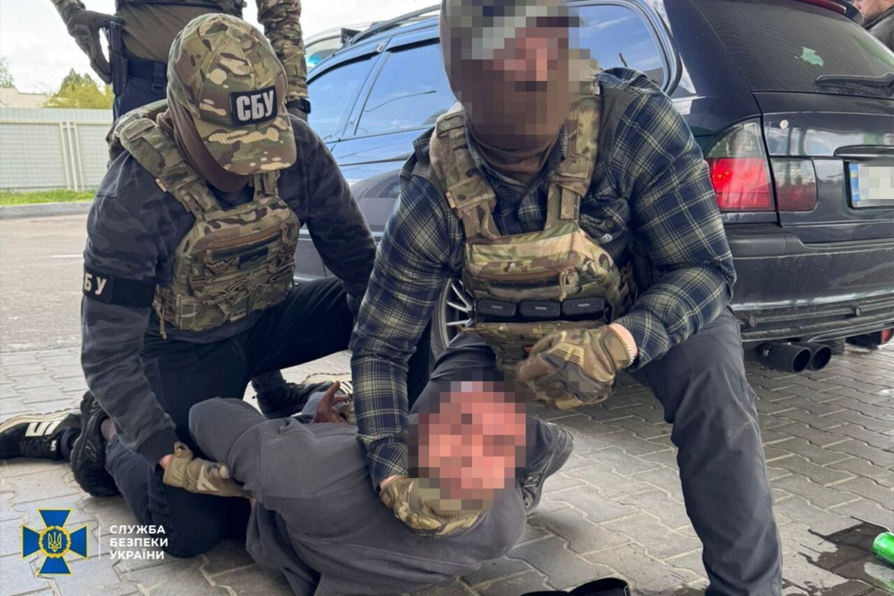 До $25 тисяч за ''послугу'': в Україні ліквідували мережу ухилянтських схем