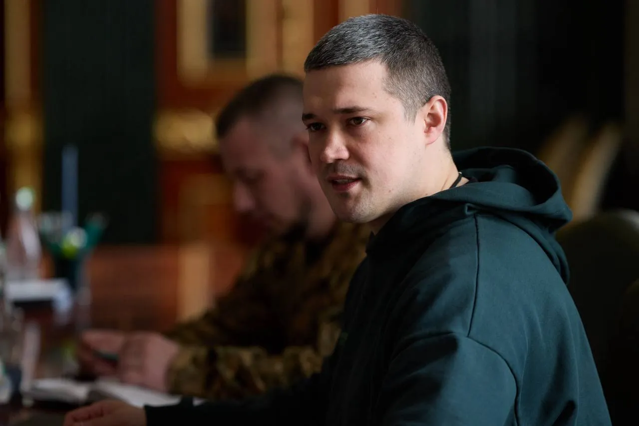 Зеленский анонсировал рост зарплат военных: пехоте — до 400 тысяч, что еще изменится
