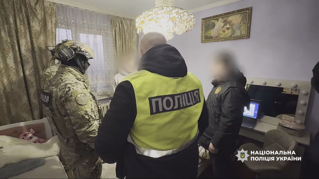Кибермошенничество на 900 тысяч: в Ивано-Франковской области разоблачили преступную группу