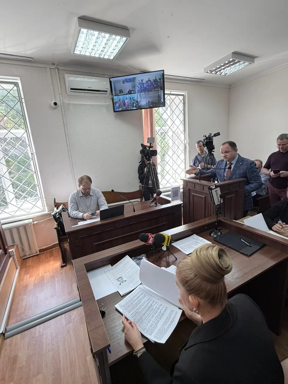 Юлия Тимошенко сможет свободно уезжать за границу: ВАКС вернул ей паспорт