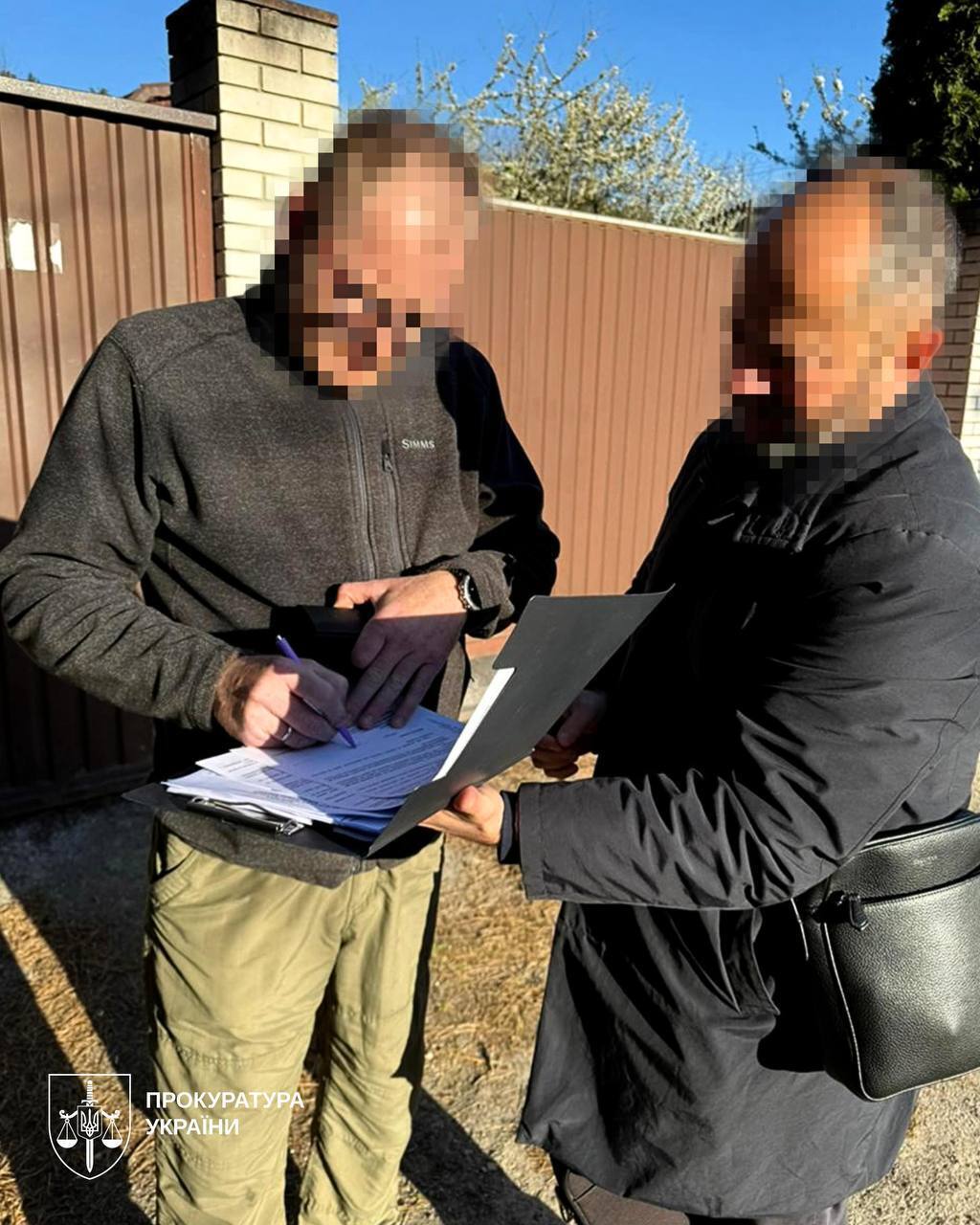 Правоохранители разоблачили контрабанду элитного алкоголя под дипломатическим прикрытием