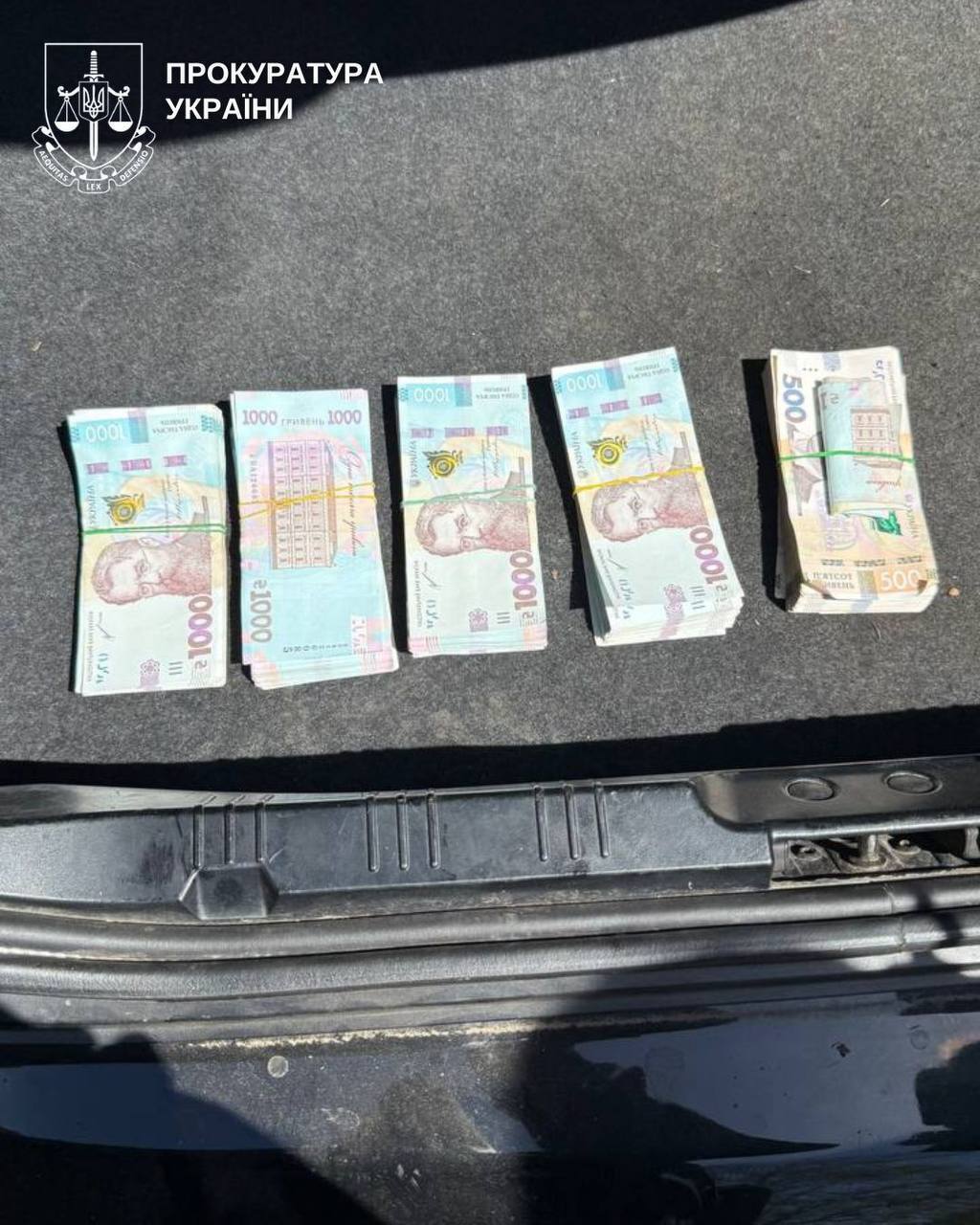 В Кировоградской области из офиса агропредприятия вынесли 3,4 миллиона гривен