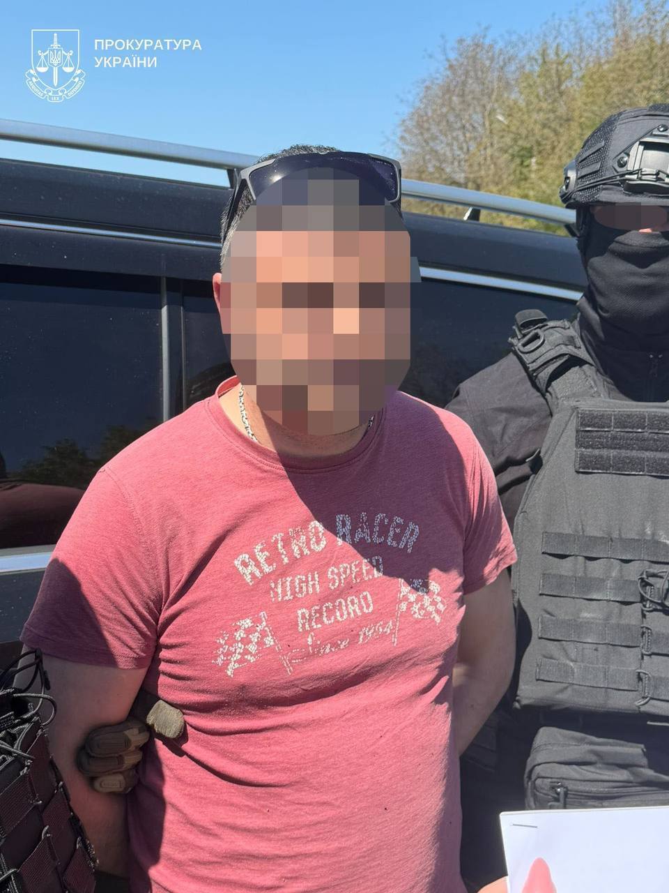 4000 євро за ''туберкульоз'' і виїзд за кордон: викрито схему з лікаркою та спільниками