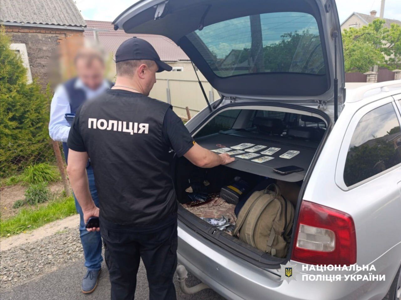  ''Вивозили'' військових за 15 тисяч доларів: на Волині викрили схему втечі з частин