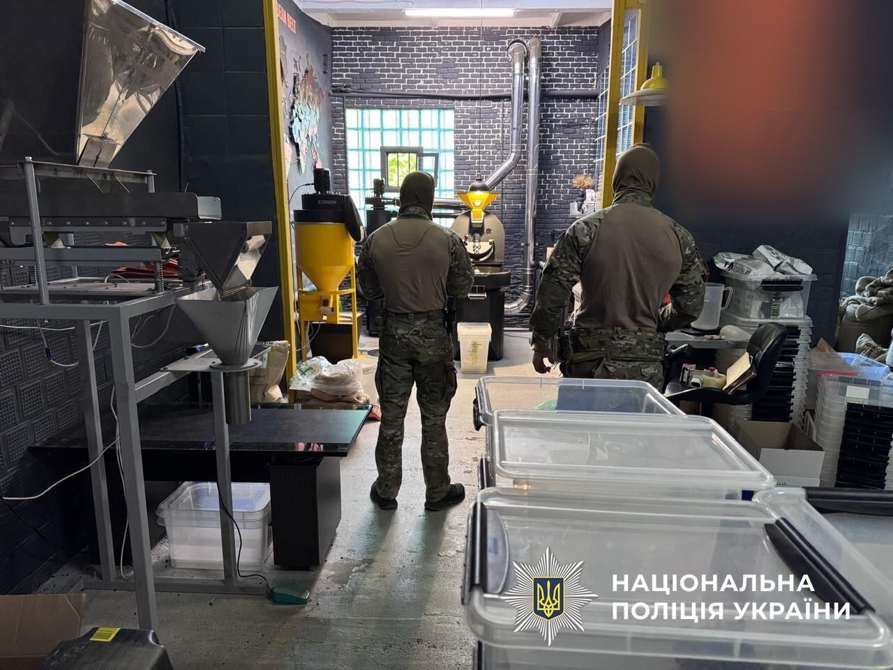 В кафе и маркетплейсах продавали подделку: разоблачили преступную схему с кофе