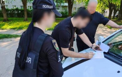 Фіктивне працевлаштування до коледжу заради відстрочки: правоохоронці розслідують масштабну корупційну схему