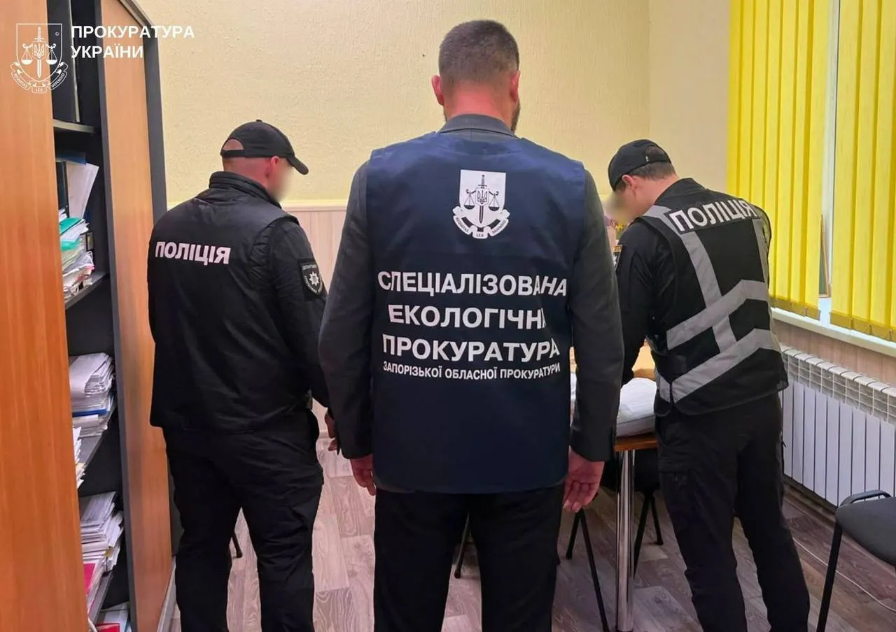 На Запорожье разоблачили схему с 11 гектарами земли из-за родственников и подставных лиц