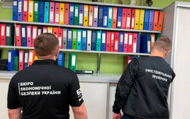 Тухлі продукти для фронту: підприємці провернули схему із сухпайками для ЗСУ на 71 млн грн