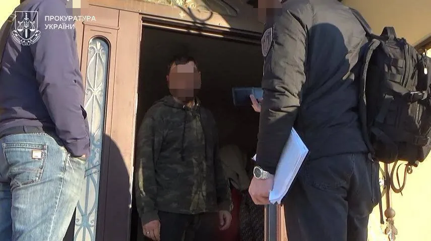 Государственные земли под ''несуществующими зданиями'': в Тернопольской области разоблачили регистрационную схему
