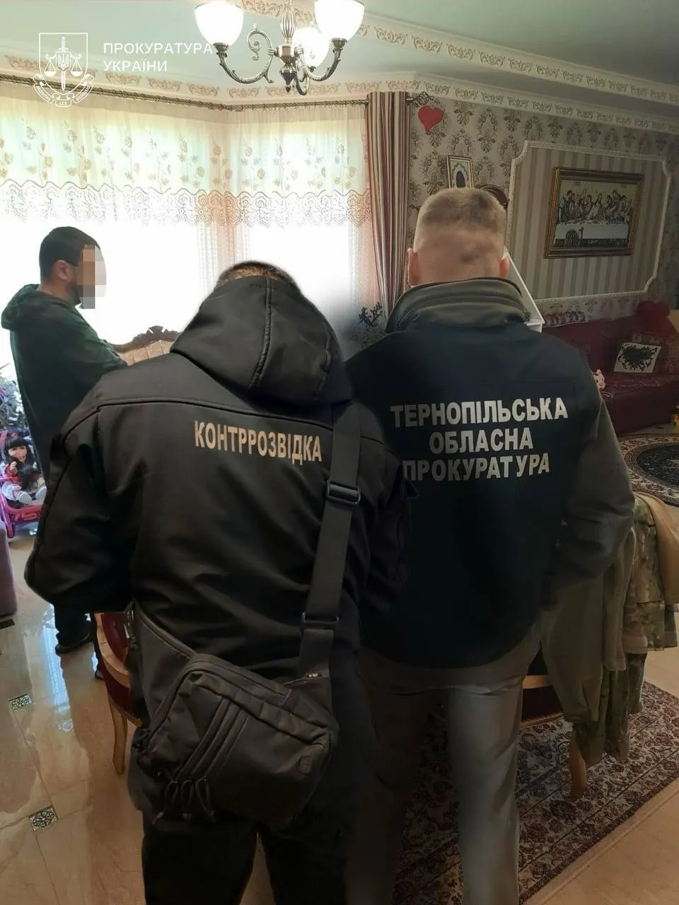 Государственные земли под ''несуществующими зданиями'': в Тернопольской области разоблачили регистрационную схему