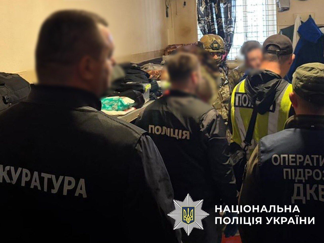 ''Сходки'', поборы с заключенных и наркотрафик в Хмельницком СИЗО: Нацполиция ликвидировала преступную вертикаль под контролем ''воров в законе''