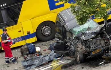 Страшна аварія під Борисполем: автобус потрапив у ДТП, працюють рятувальники