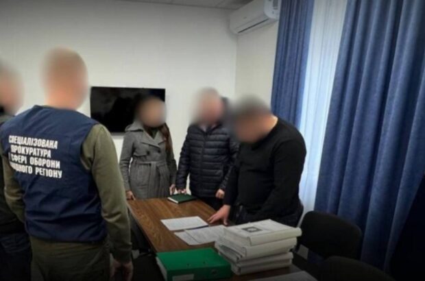 Ексначальника Рівненського ТЦК судитимуть через переплату за пікапи для ЗСУ