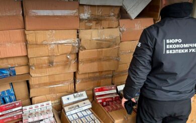 Товару на 120 млн грн: БЕБ ліквідувало масштабну схему з продажу сигарет