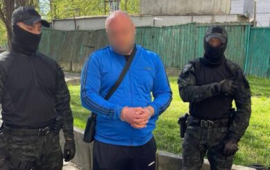 За 8 – 12 тис. грн ”допомагали” скласти іспити на права: у Києві викрили двох чоловіків