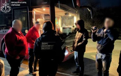 200 тисяч пасажирів без податків: на Закарпатті викрито тіньову схему міжнародних перевезень