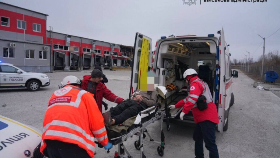 Удар рф по »Новой почте» в Запорожье: есть погибший, 10 раненых, 814 ударов в сутки